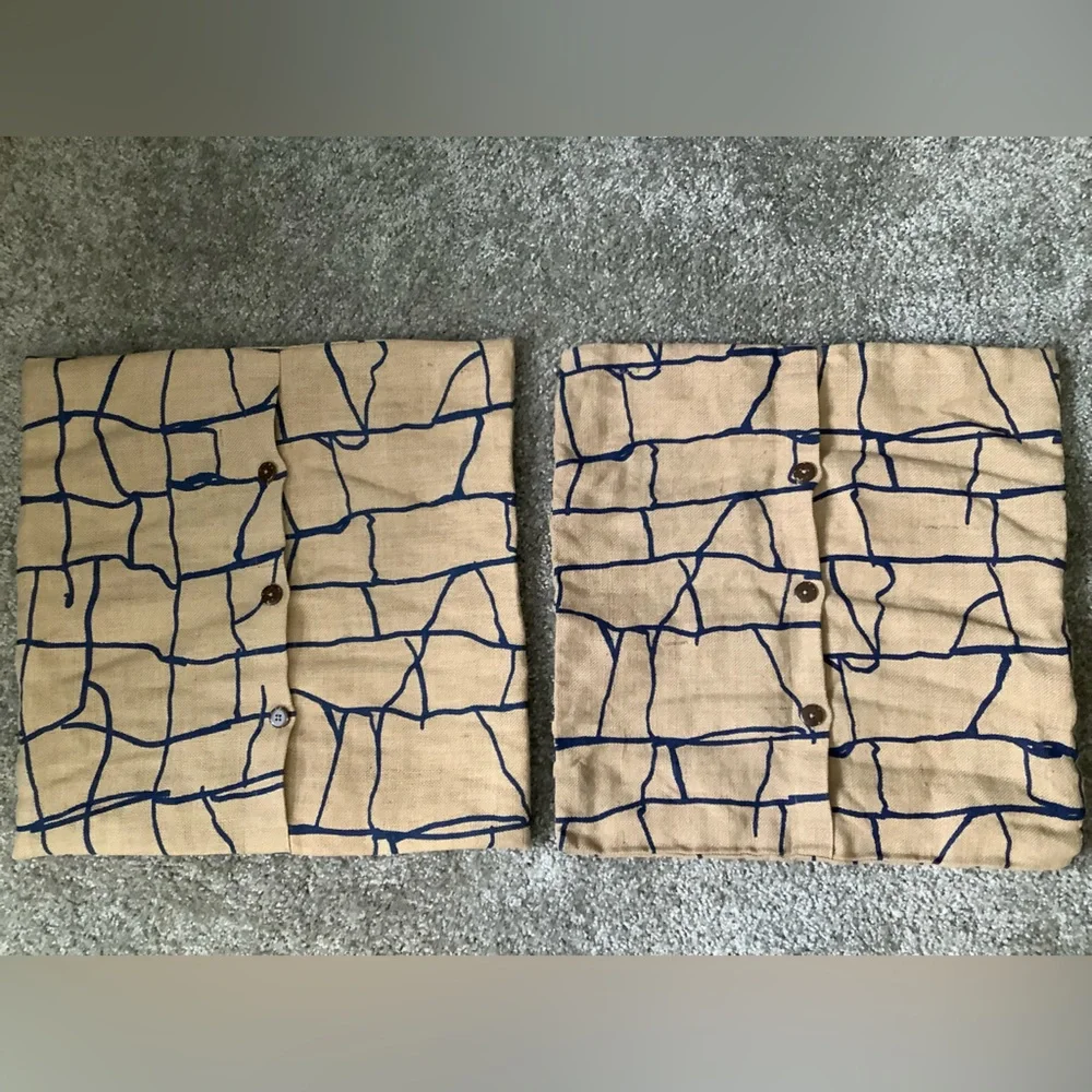 IKEA Burlap Two Pillow Case 20x19. Excellent Preowned Condition durable material - Picture 1 of 3